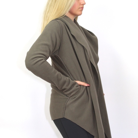 Cozy Yoga Wrap - Picture 4 of 4